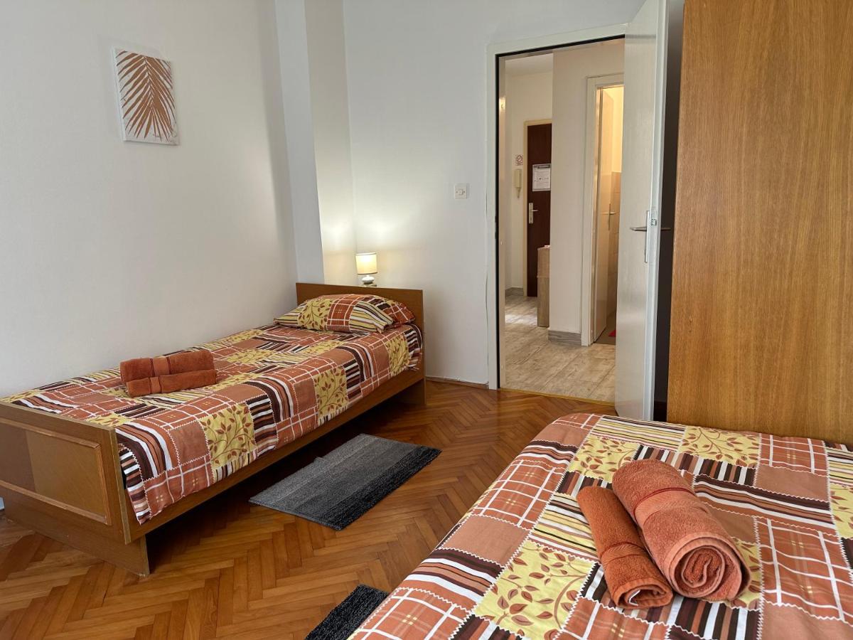 Apartment Mia โปเรช ภายนอก รูปภาพ